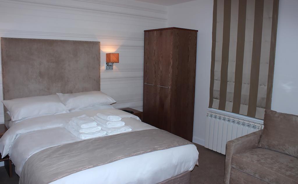 Mccafferty'S Guesthouse Ilford Ruang foto